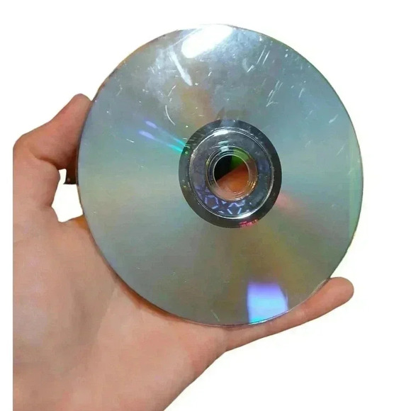 Cabela's Outdoor Adventures (Microsoft Xbox) - Preowned, Minor Wear - Picture 4 of 4